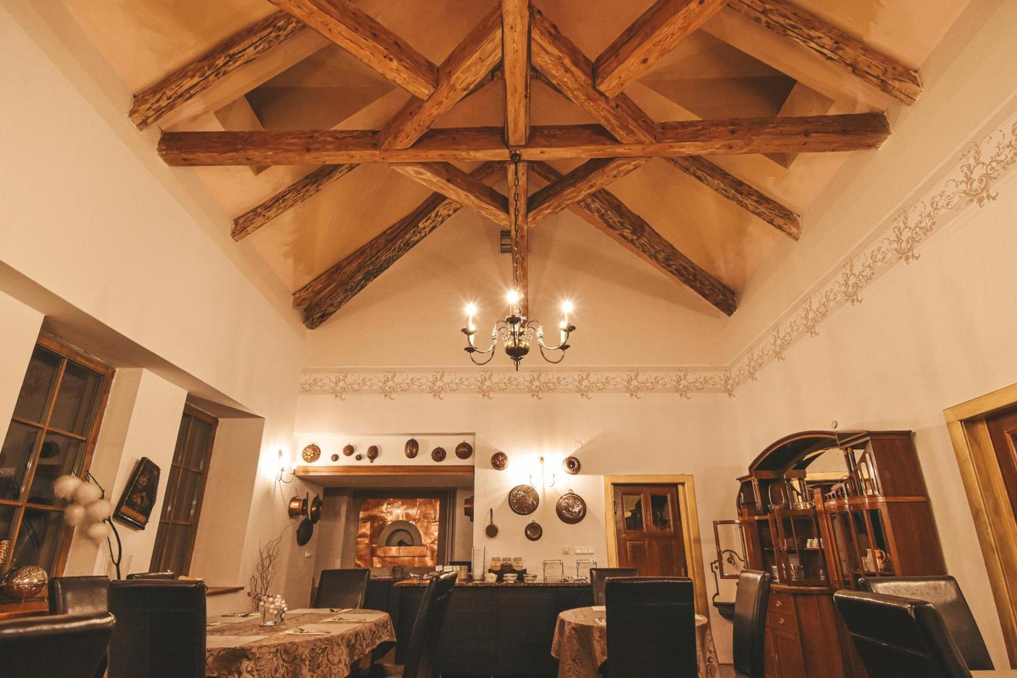 Chateau Grandcastle Liptovský Hrádok Buitenkant foto