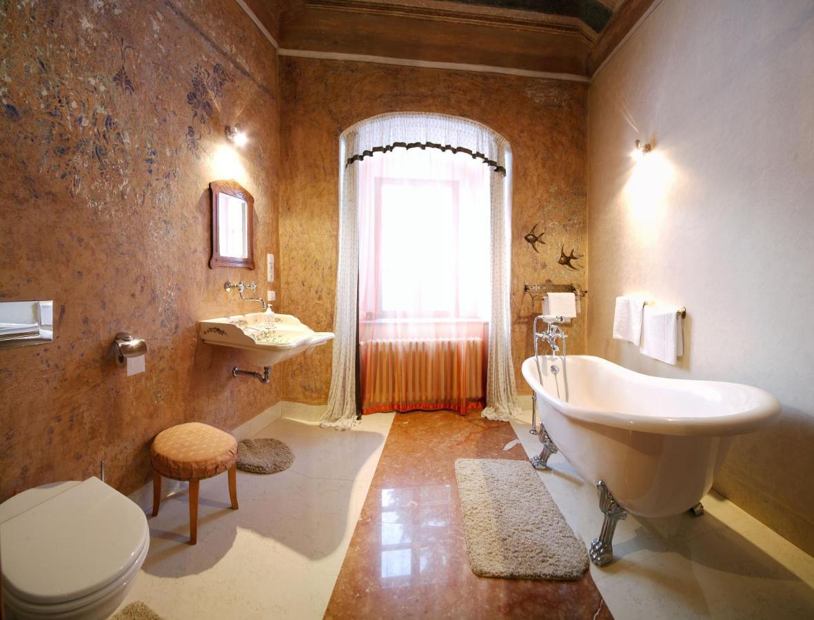 Chateau Grandcastle Liptovský Hrádok Kamer foto